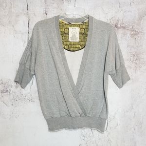 ALLiHOP deep v sweatshirt